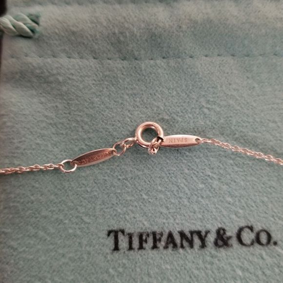 💙Tiffany & Co. Silver Necklace with Diamond Pendant🤍 - Picture 6 of 6